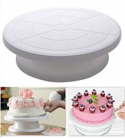 Cake-Stand-Cake-Decorating-Table